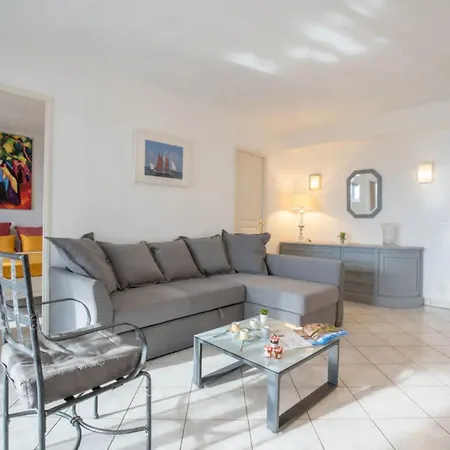 Appartamento De 1 Pres Du Centre De Frejus, Cote D'azur *